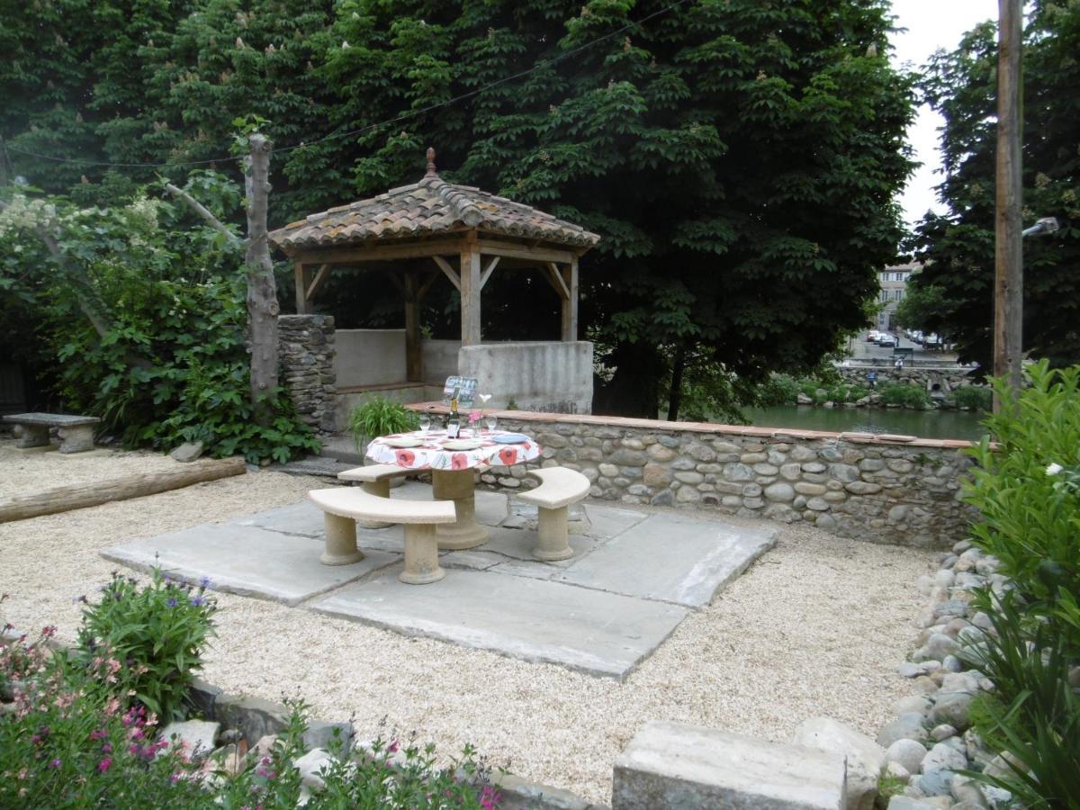Riverside Gardens Villa *