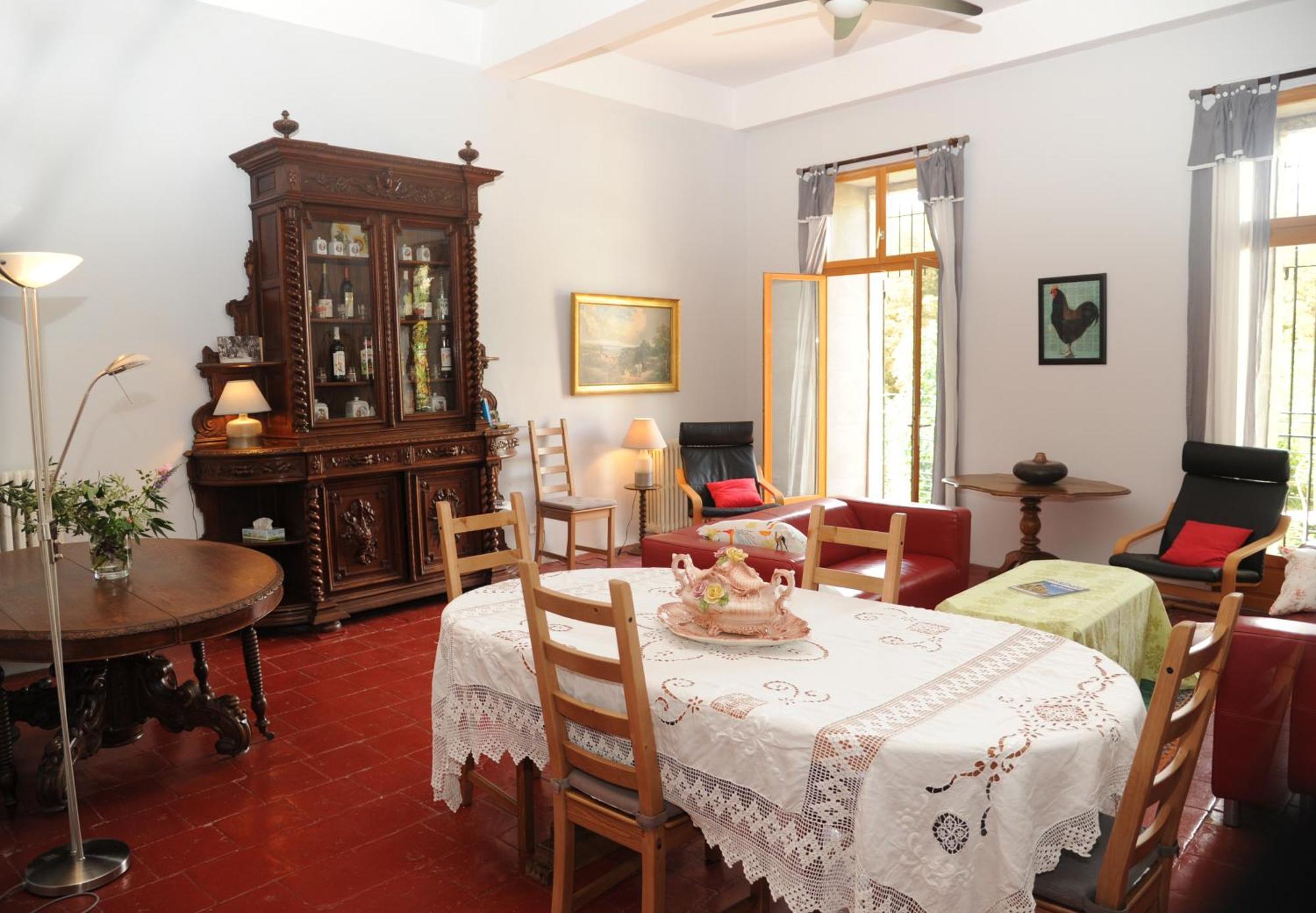 Riverside Gardens Villa *